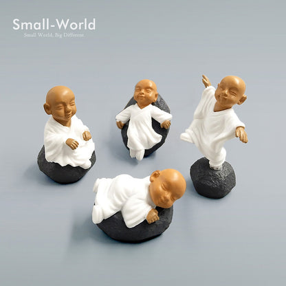 Chinese feng shui wealth Monks miniature - 9GreenBox