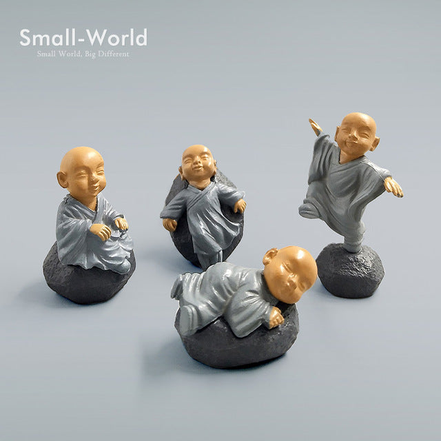 Chinese feng shui wealth Monks miniature - 9GreenBox